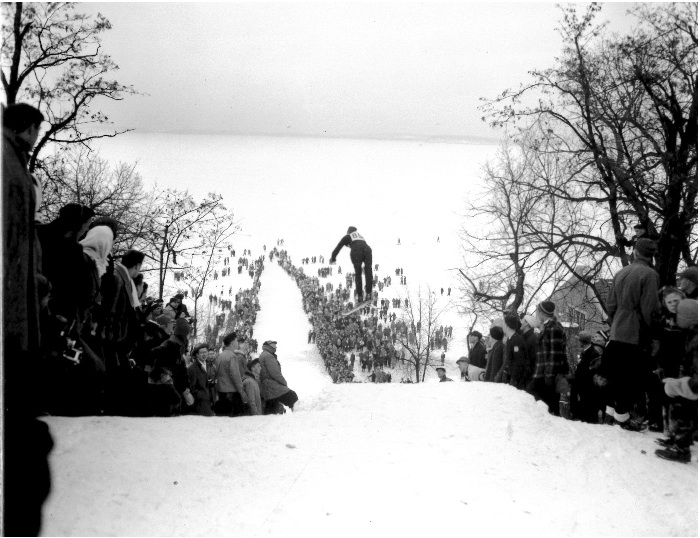 Throwback Thursday: Hoofers ski meet