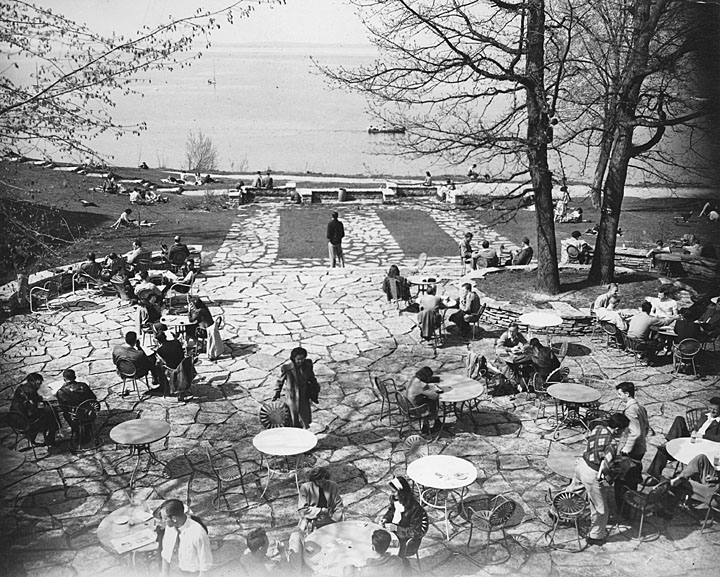 Throwback Thursday: A fall day on the Terrace, 1955