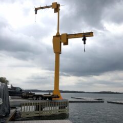 New Crane Installed on Union Lakefront